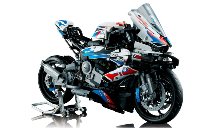 lego bmw 1000 rr mag 3 - معرفی لگو موتورسیکلت مسابقه بی ام دبلیو BMW M 1000 RR-42130
