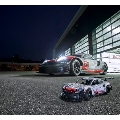 Lego Technic 42096 Porsche 911 RSR 12 400x400 - Elementor #1253