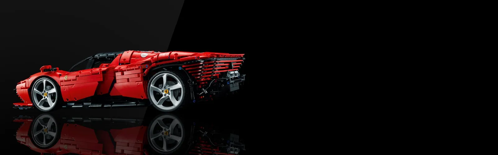 لگو فراری دیتونا (تکنیک) 42143 LEGO Ferrari Daytona SP3 lego technic Ferrari Daytona SP3 42143 h11 - لگو فراری دیتونا (تکنیک) 42143 LEGO Ferrari Daytona SP3