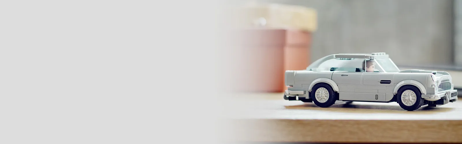 Lego 007 Aston Martin DB5 h 76911 7 - لگو ماشین استون مارتین (اسپید چمپیونز) 76911 LEGO Aston Martin 007 DB5